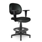 Cadeira Caixa EXECUTIVA LISA com Braço Regulável - (Aranha PMD) - Cor Preta - 35029