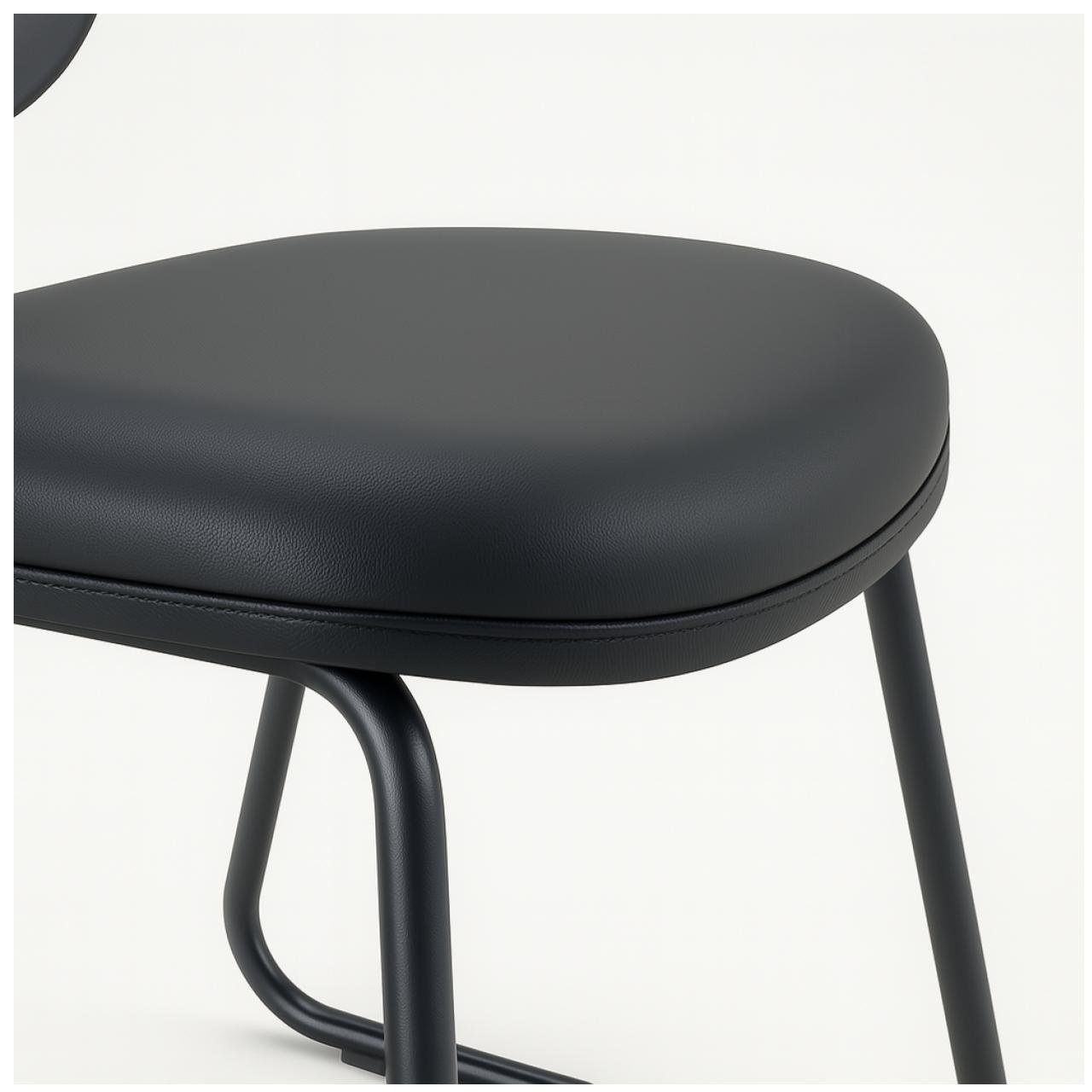 Cadeira Executiva LISA Base Trapézio - Corino Preto - 31030 - Imagem 6